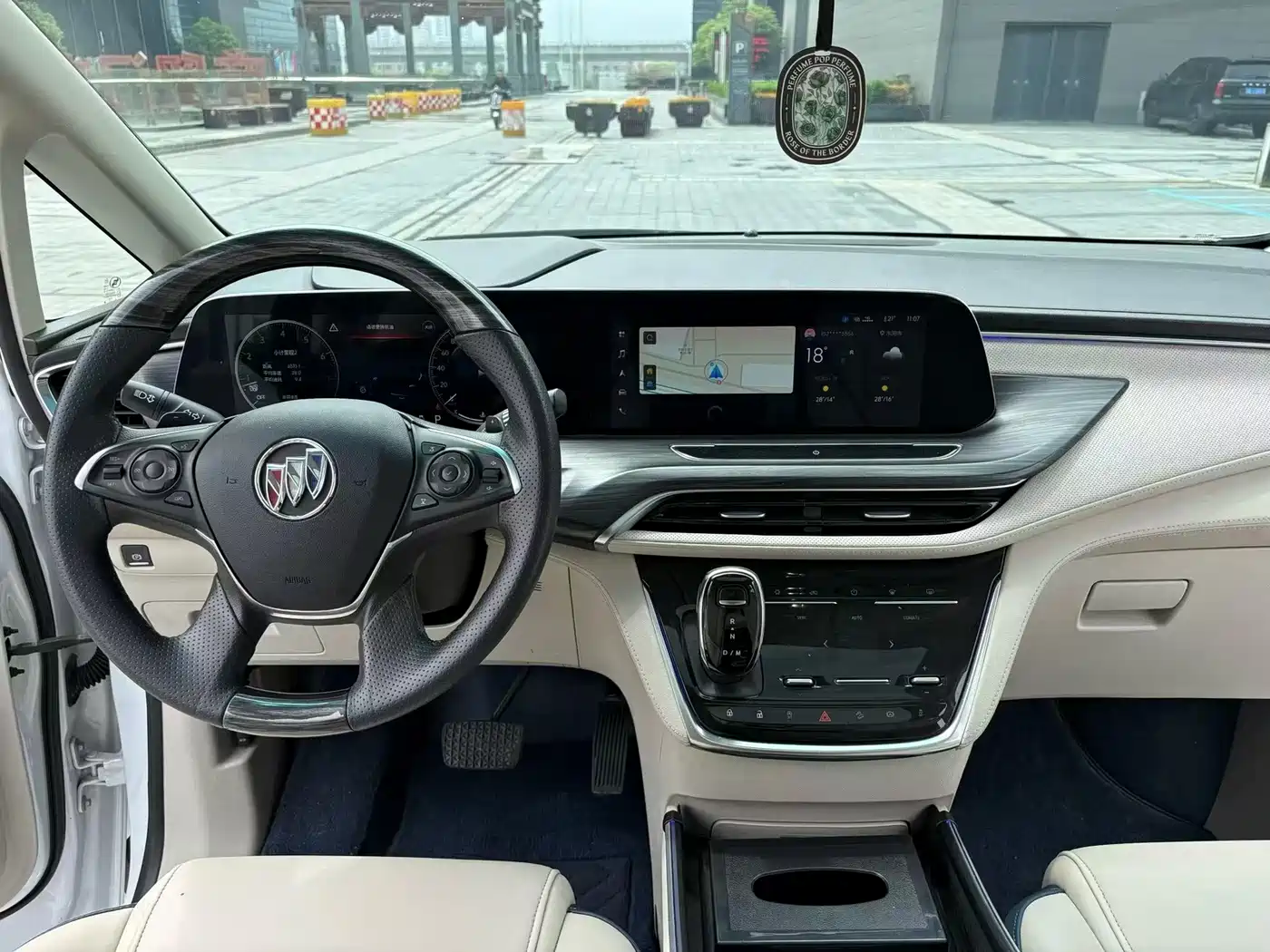 Buick GL8 2023 ES Landmaster Exclusive фото 9