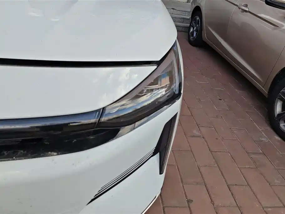 GEELY GALAXY GALAXY L6