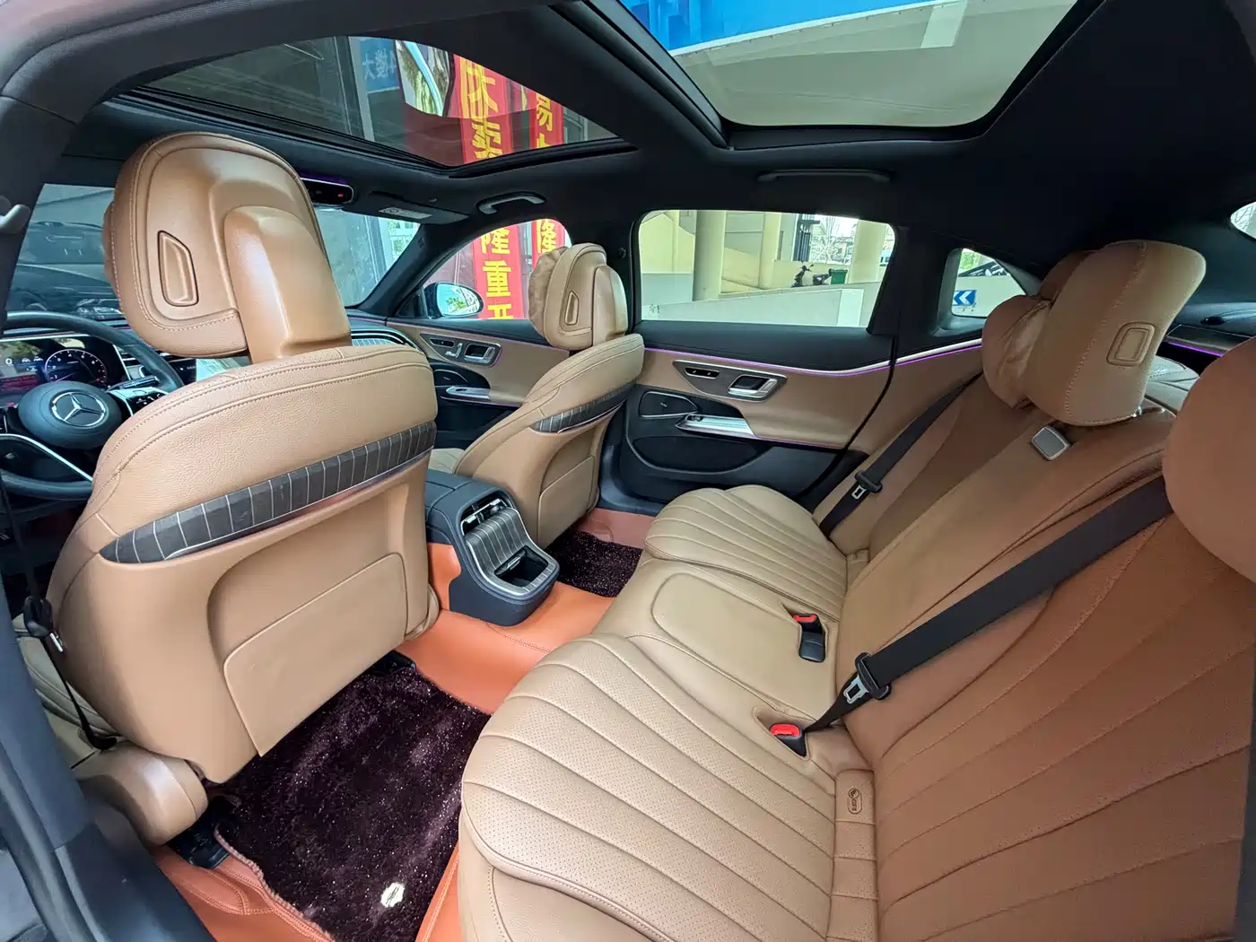 Mercedes-Benz E-Class 2024 E 300 L Fashion фото 8