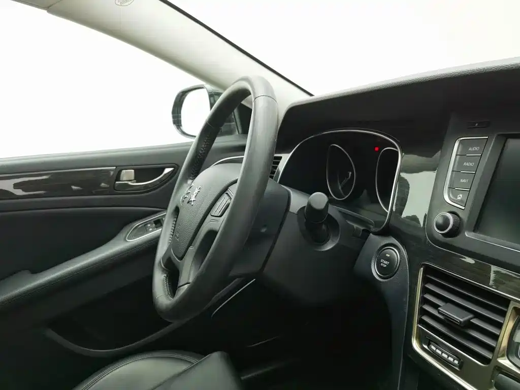 Hongqi H7 2019 2018 1.8T Comfort Edition