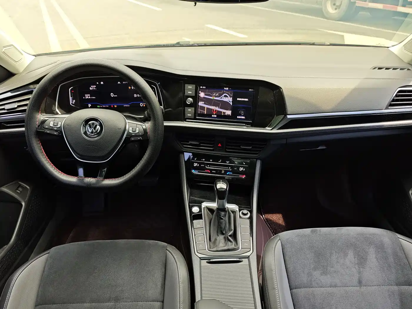 Volkswagen Sagitar 2019 280TSI DSG Luxury Edition China VI фото 7