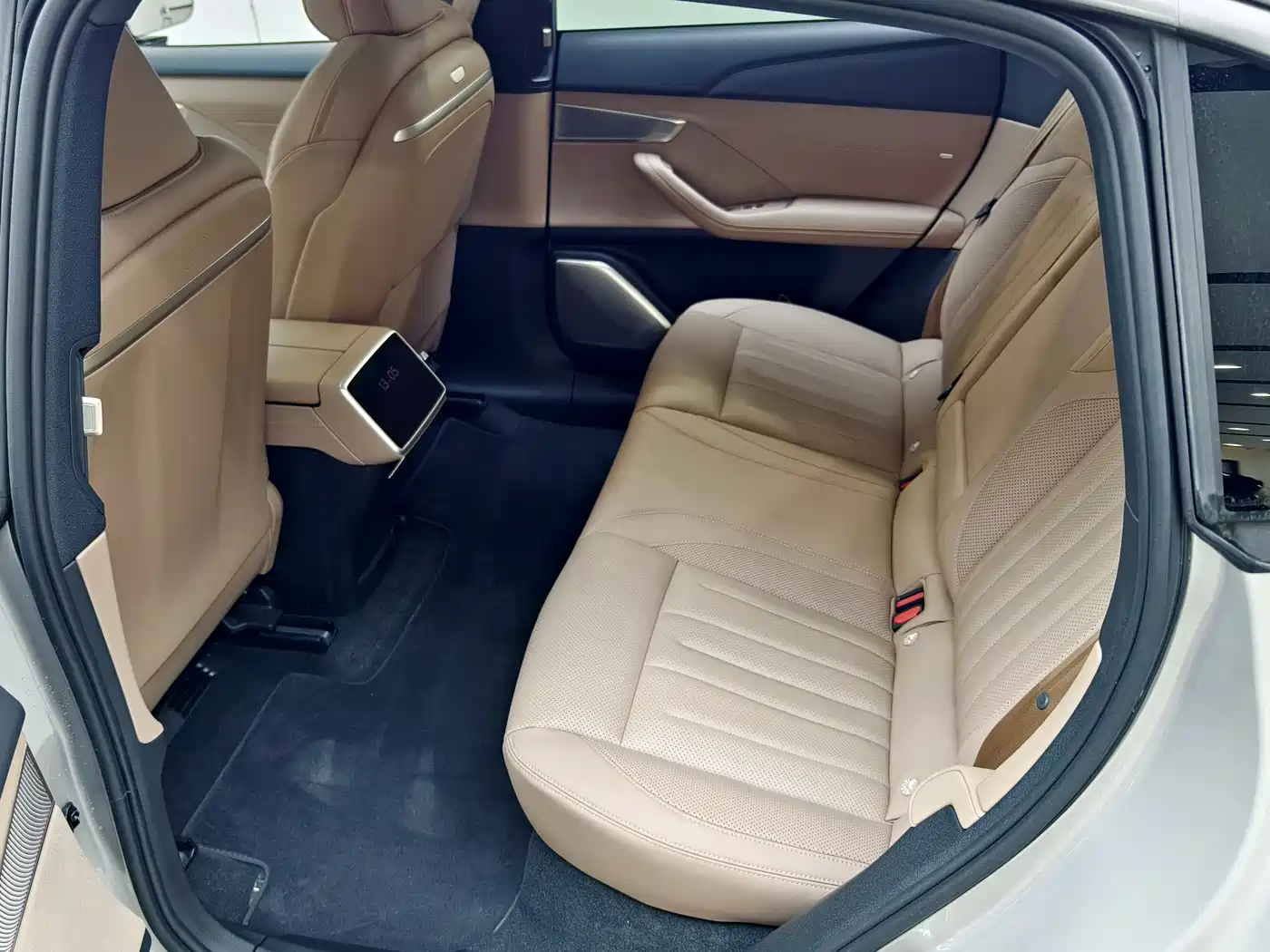 Ledao L60 2025 2025 model 60kWh AWD version