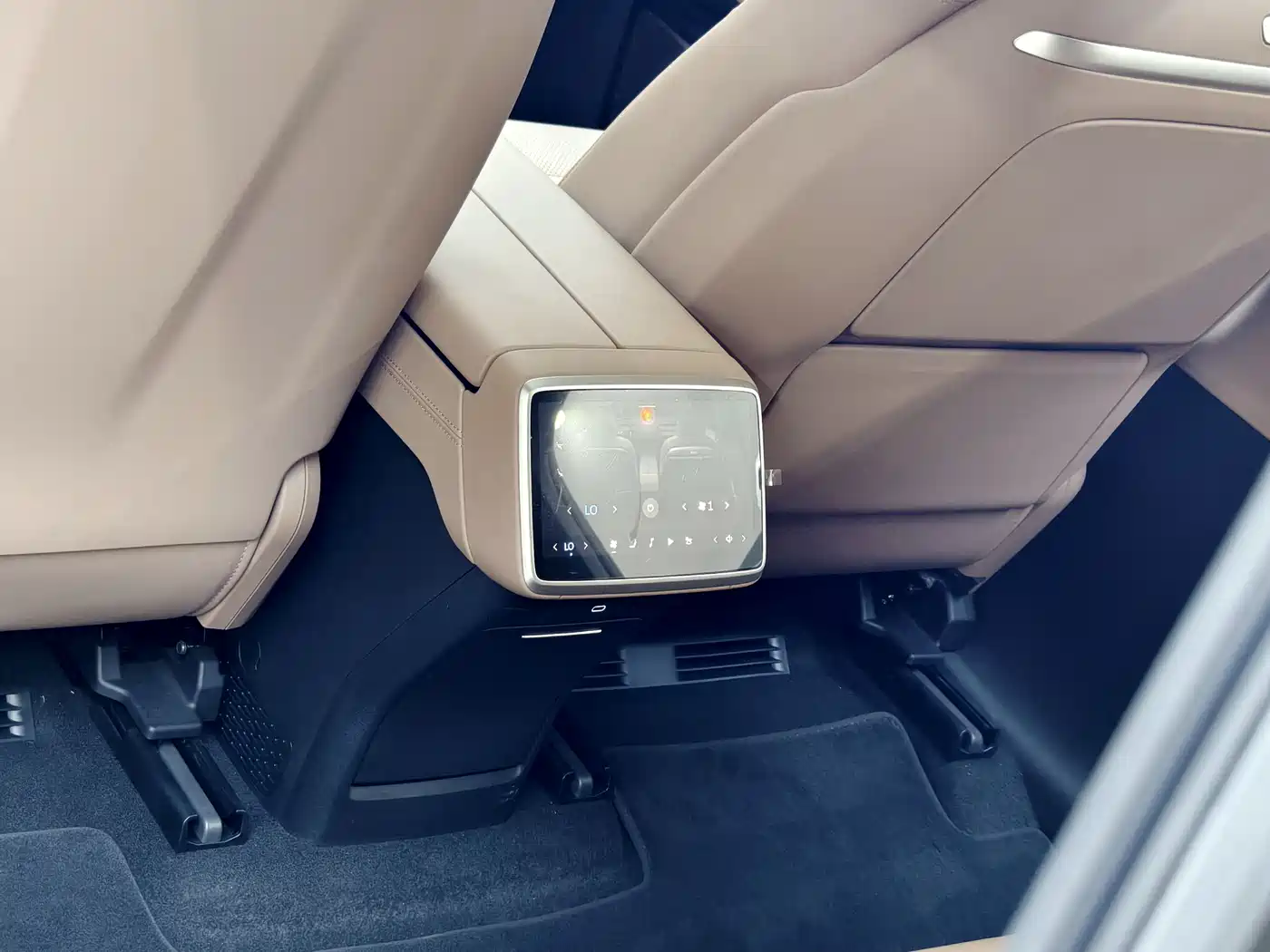 Ledao L60 2025 2025 model 60kWh AWD version