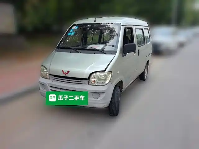  Wuling Motors Wuling Zhiguang 2013 1.0L Practical