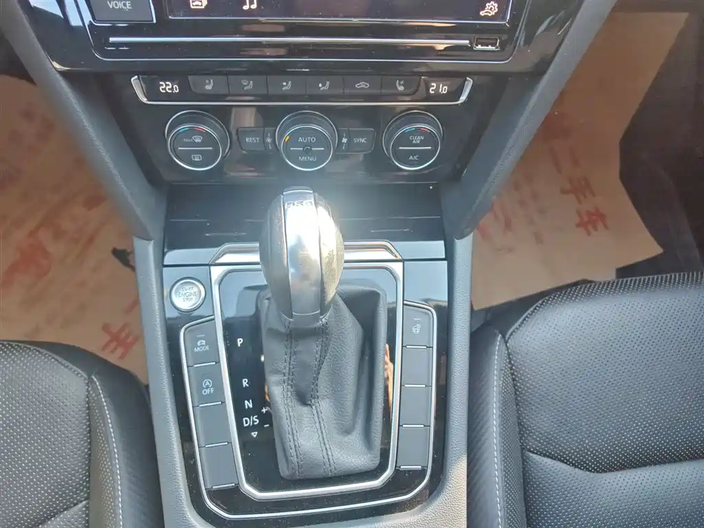 Volkswagen FAW-Volkswagen CC 2019 330TSI Charming Appearance (China V) фото 6