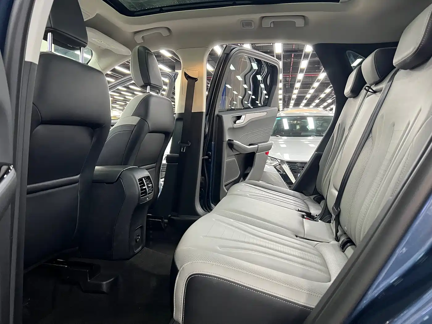 Ford Escape 2021 2020 EcoBoost 245 AWD Premium Edition