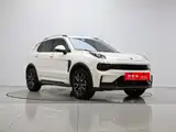 صورة 3 - Lynk & Co 01