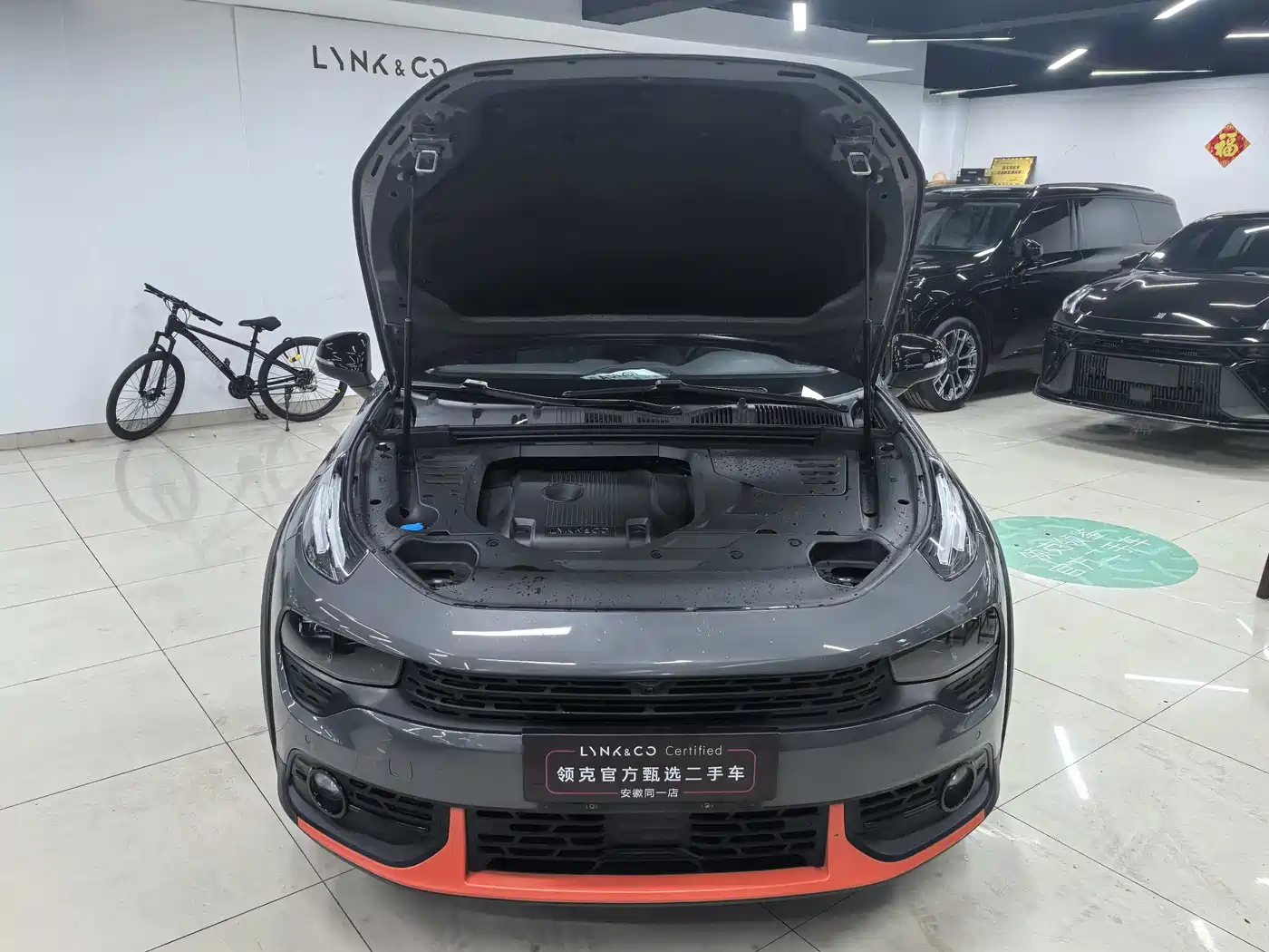 Lynk & Co 02 2021 2.0TD Automatic 2WD Shine Champion Edition фото 4