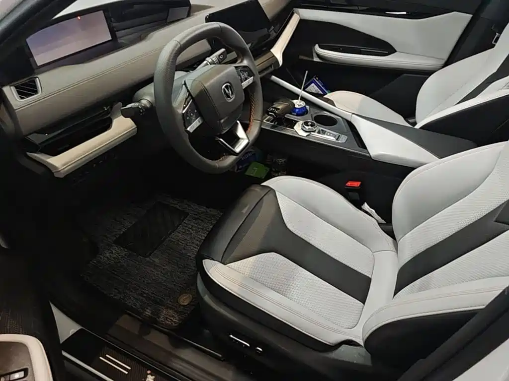 Changan UNI-V iDD 2024 2024 Blue Whale Smart iDD 136km Smart Cool