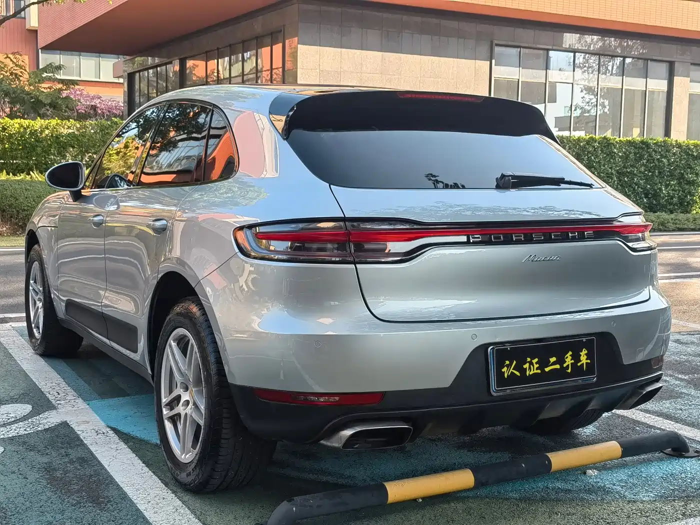 Porsche Macan 2021 Macan 2.0T фото 9