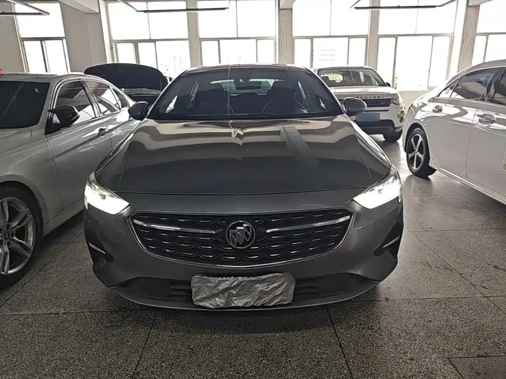 Фото 3 - Buick Regal