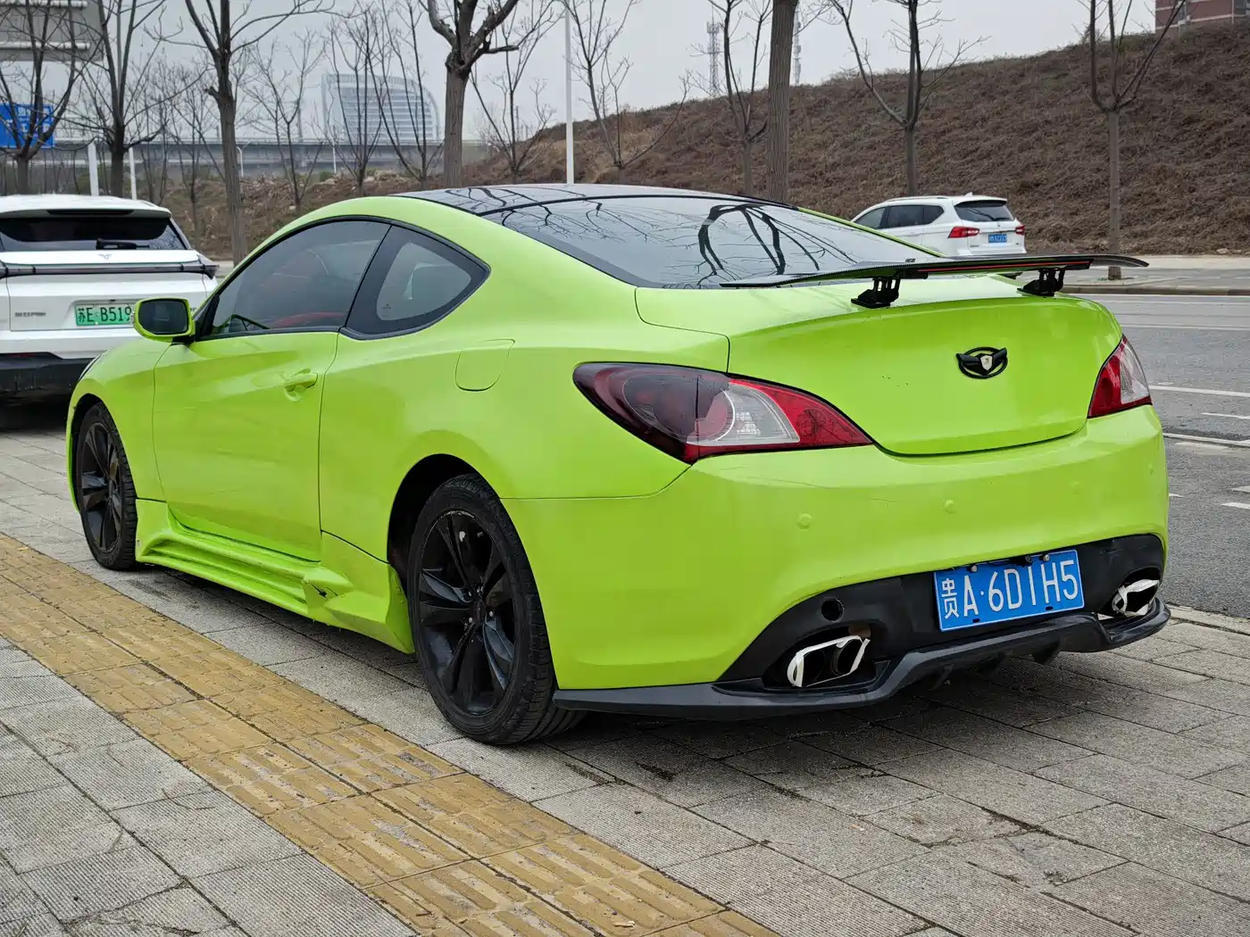 Hyundai Genesis Coupe 2009 2.0T Automatic Elegant Edition фото 18
