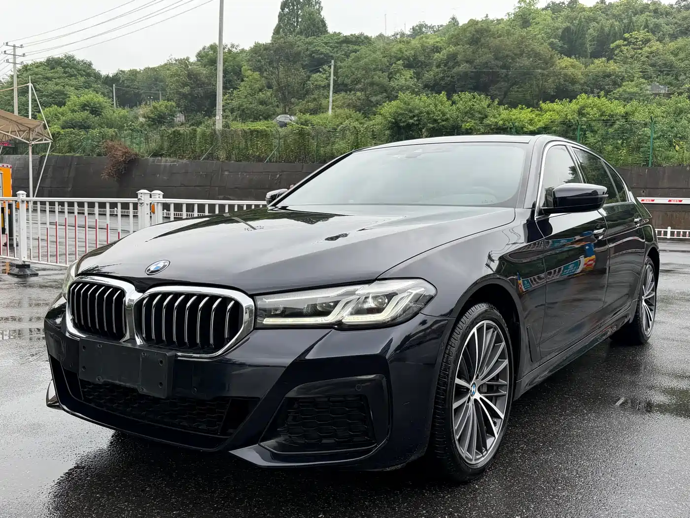 BMW 5 Series 2021 530Li Leading M Sport Package