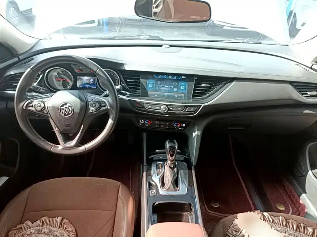 Buick Regal 2017 20T Elite Type фото 10