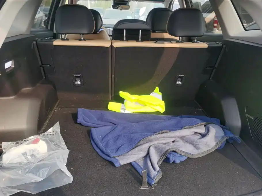 GEELY AUTOMOBILE BOYUE L