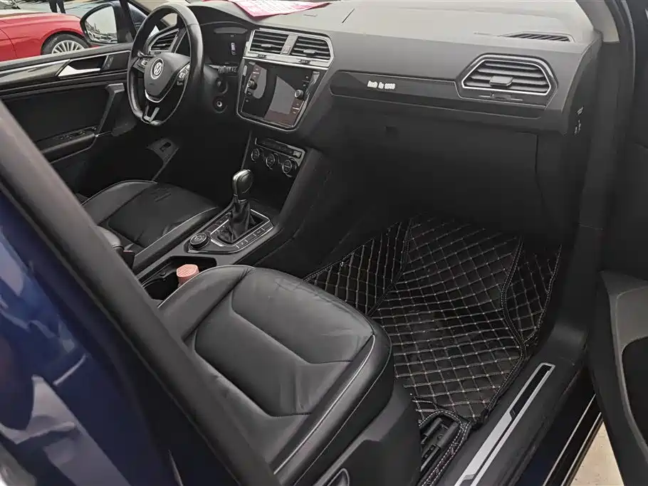 Volkswagen Tiguan 2018 330TSI 4WD Innovation Edition фото 8