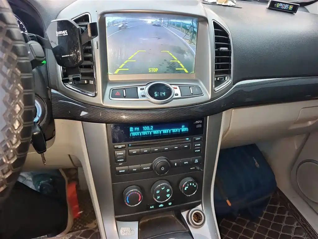 Chevrolet Captiva 2014 2.4L 2WD Urban 5-seater фото 13