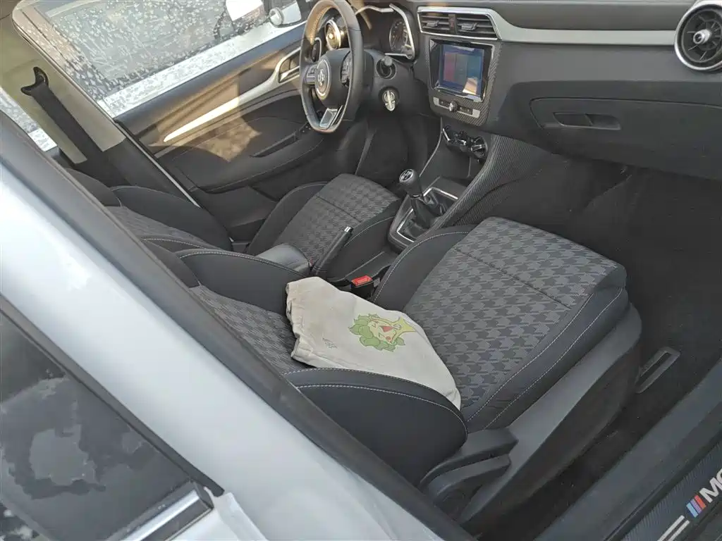 MG ZS 2021 2020 Global Million Bestseller 1.5L Manual with 65-inch Panoramic Sunroof