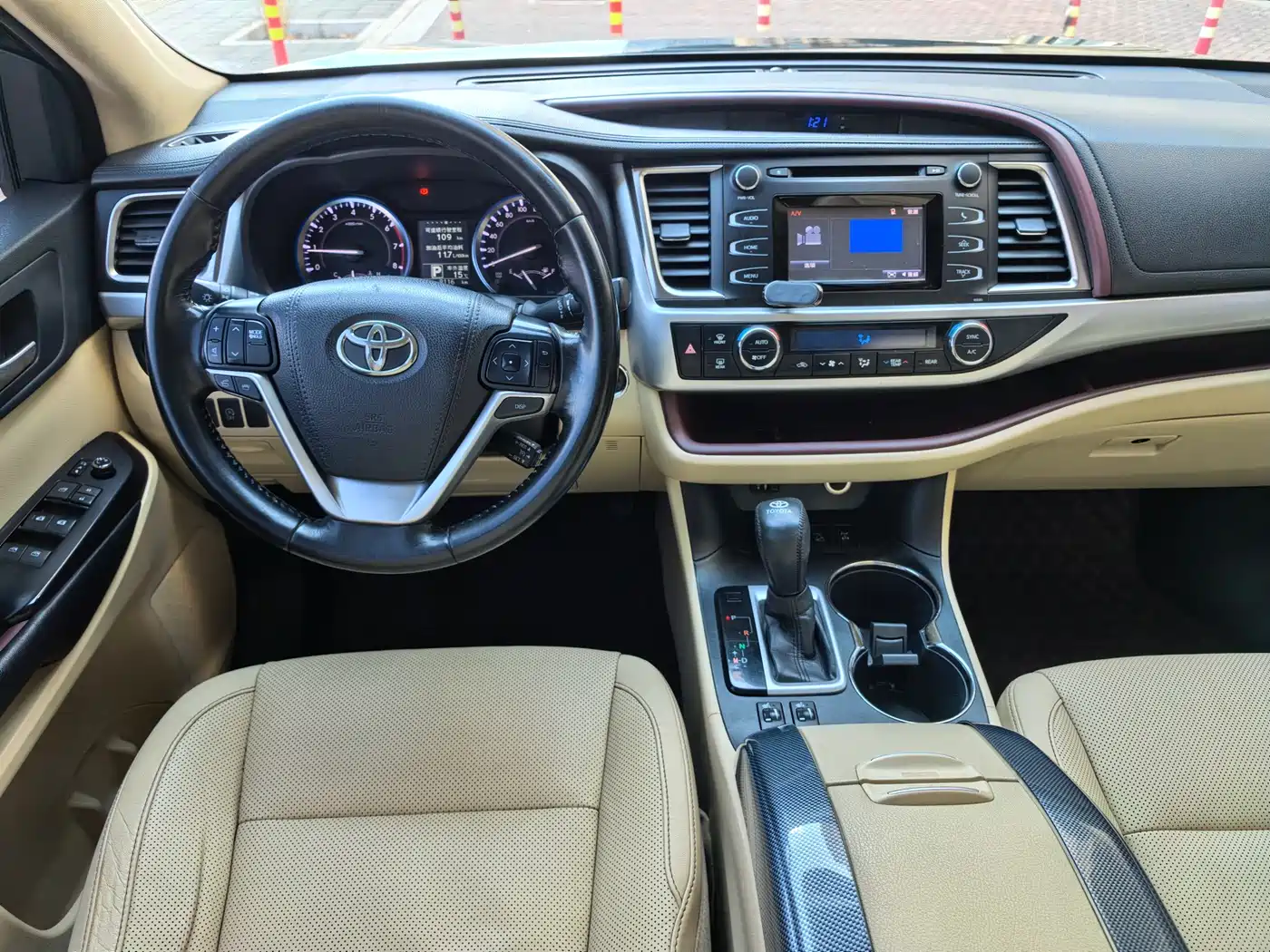 Toyota Highlander 2015 2.0T AWD Luxury Edition 7-seater фото 7