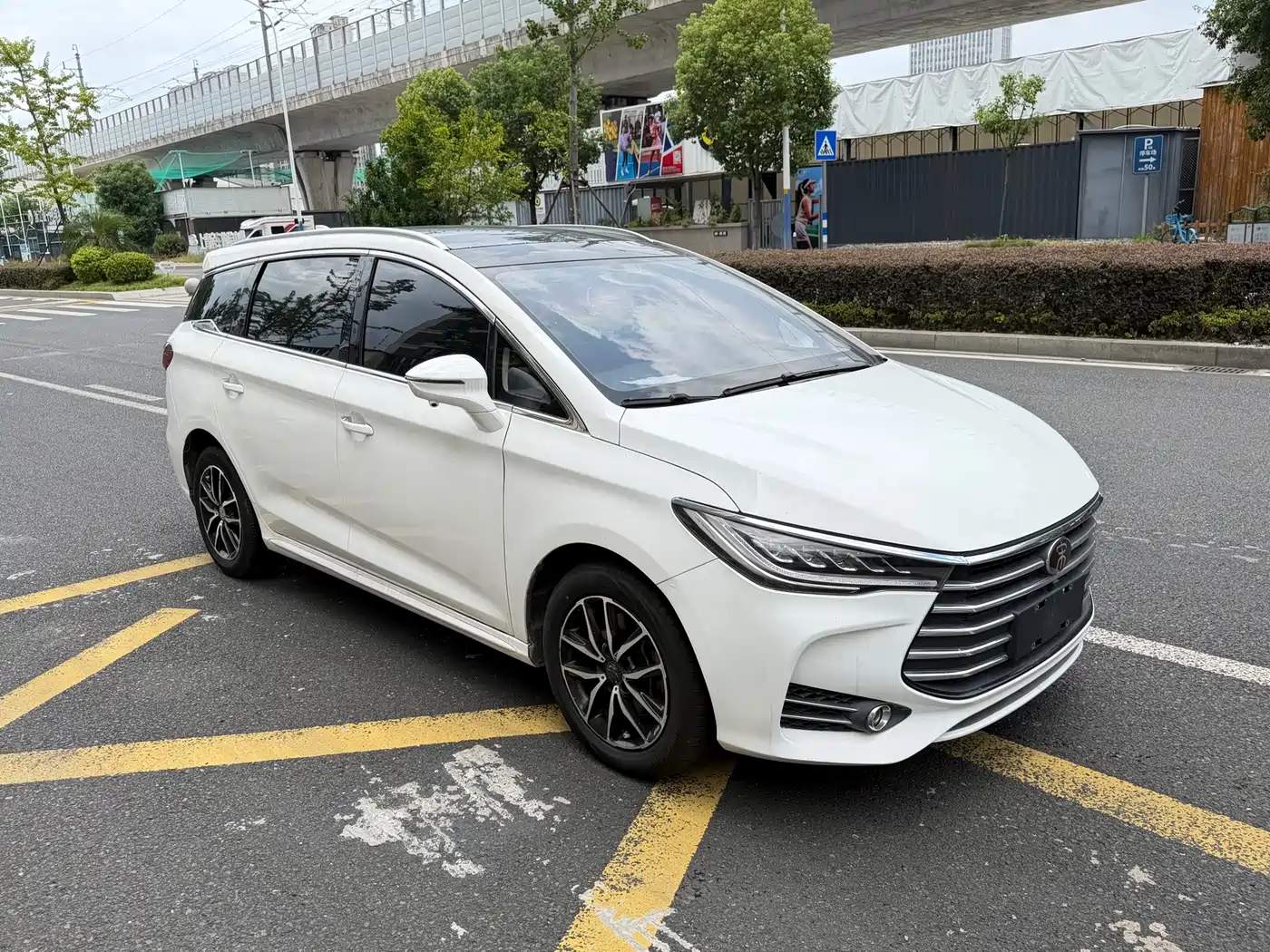 BYD Song MAX 2017 2017 1.5T Auto Smart Elite 7-Seater