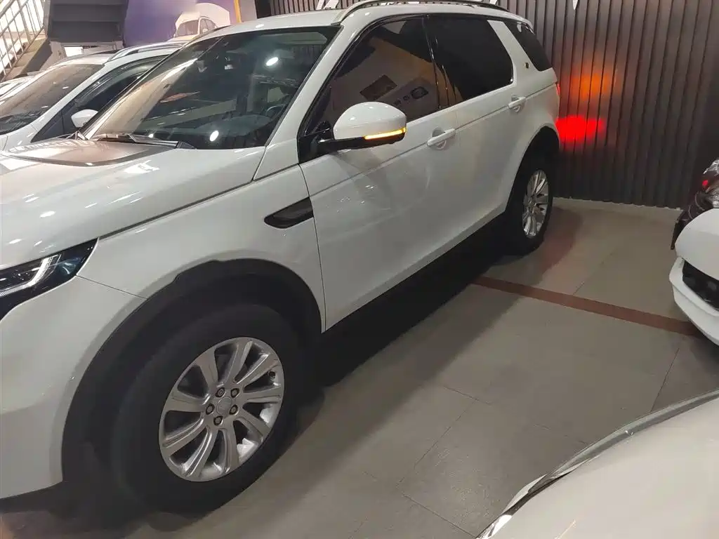 Land Rover Discovery Sport 2016 2.0T SE фото 21