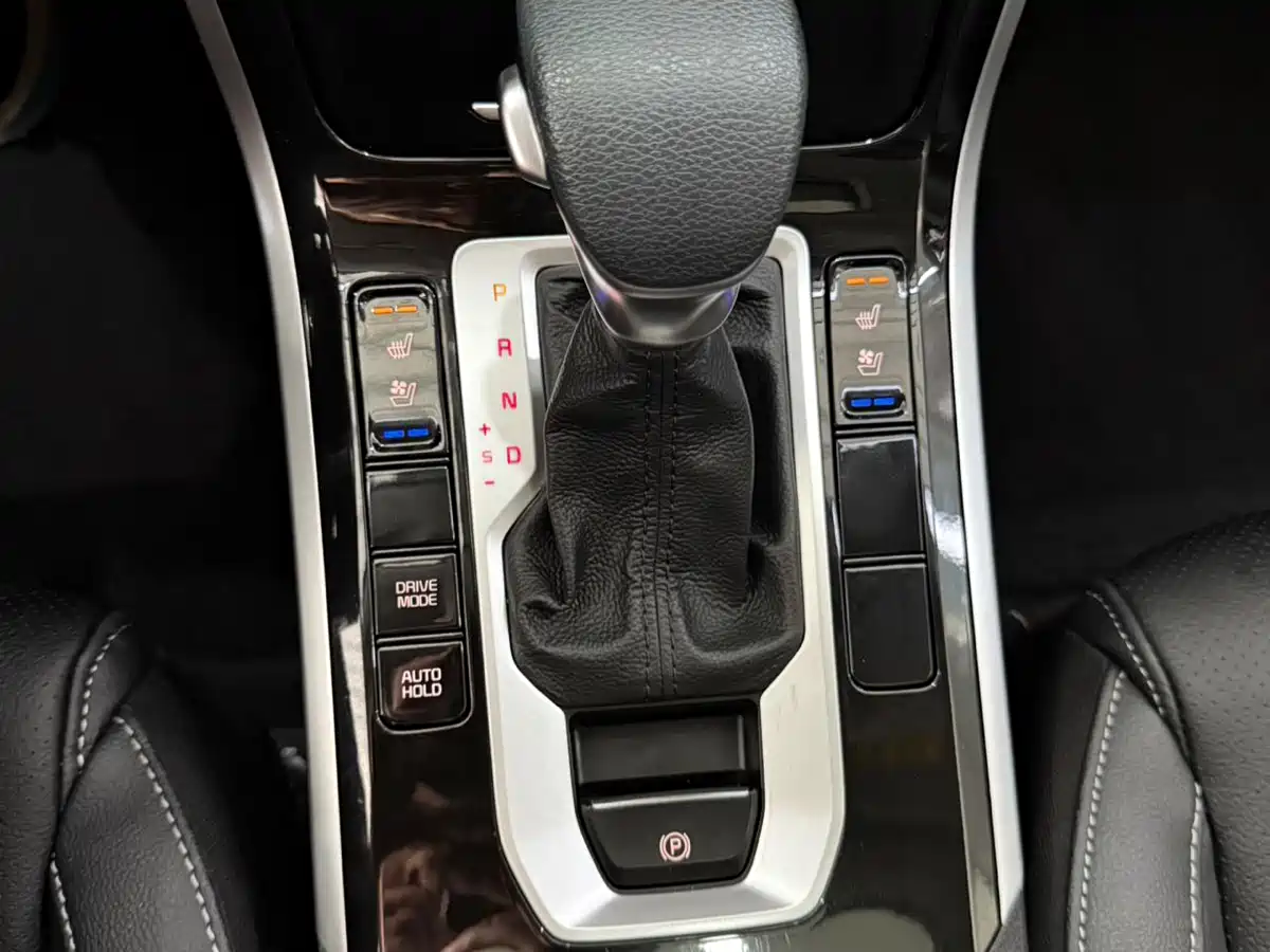 Kia K3 2021 Facelift 1.5L CVT Fashion Edition фото 13