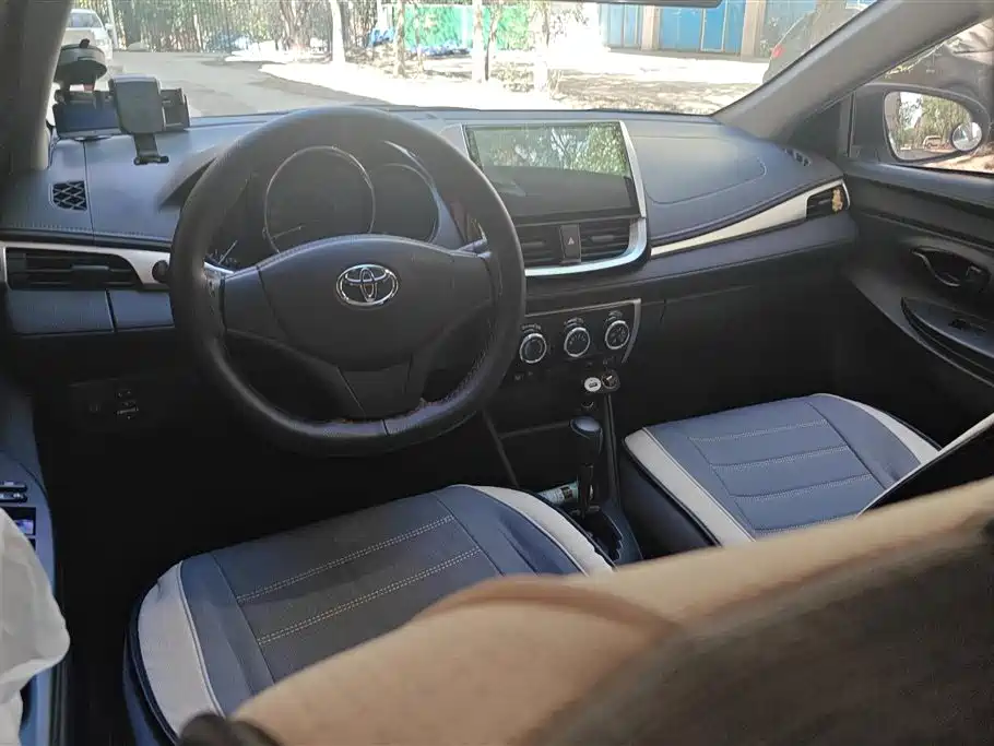 Toyota Vios FS 2017 1.5L CVT Fengchi Edition фото 12