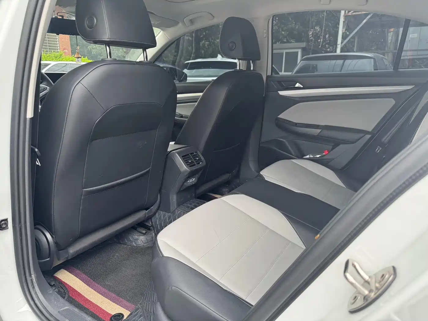 Volkswagen Bora 2025 200TSI DSG Joy Ride Navigation Edition фото 7