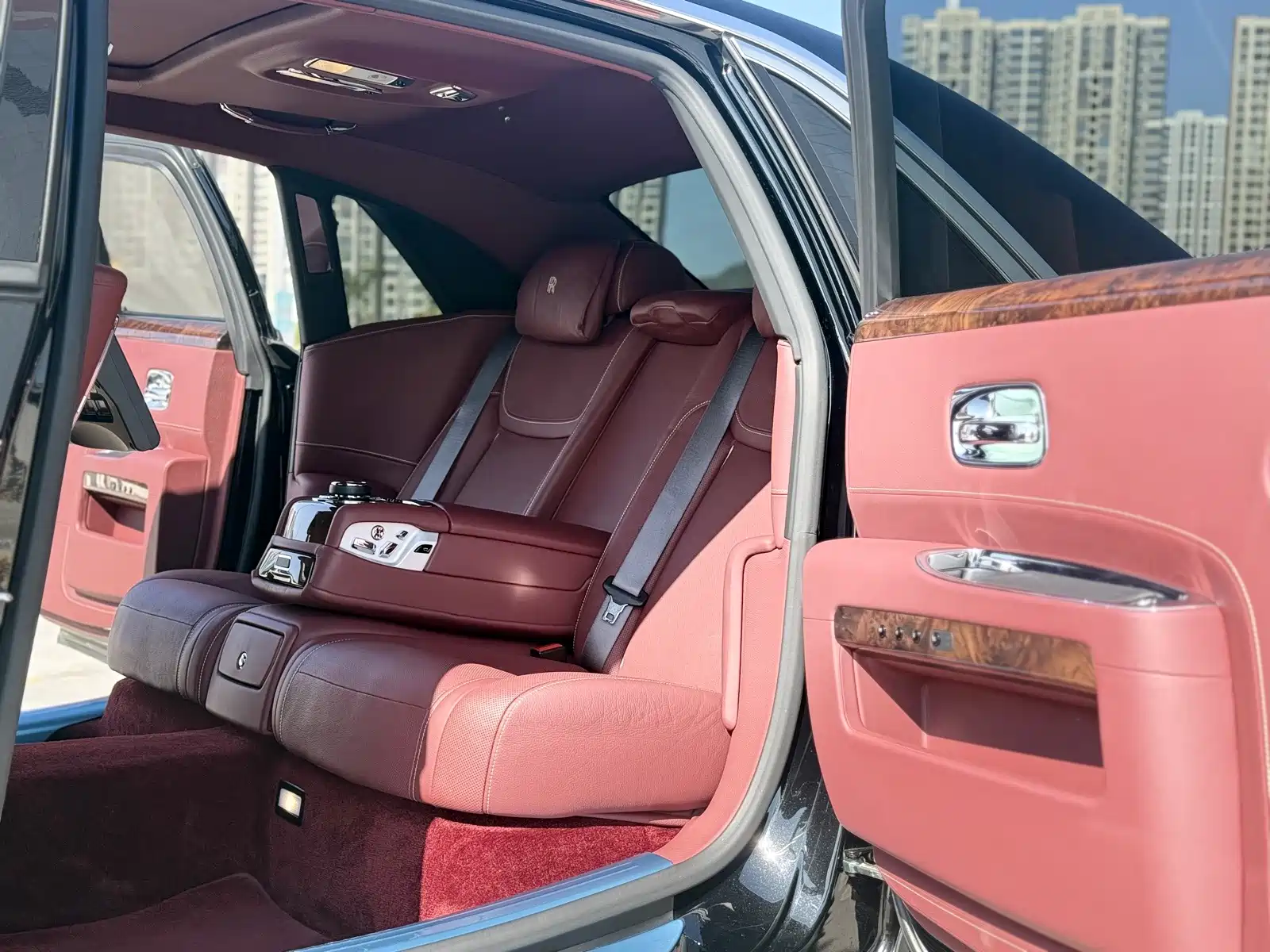Фото 5 - Rolls-Royce Ghost