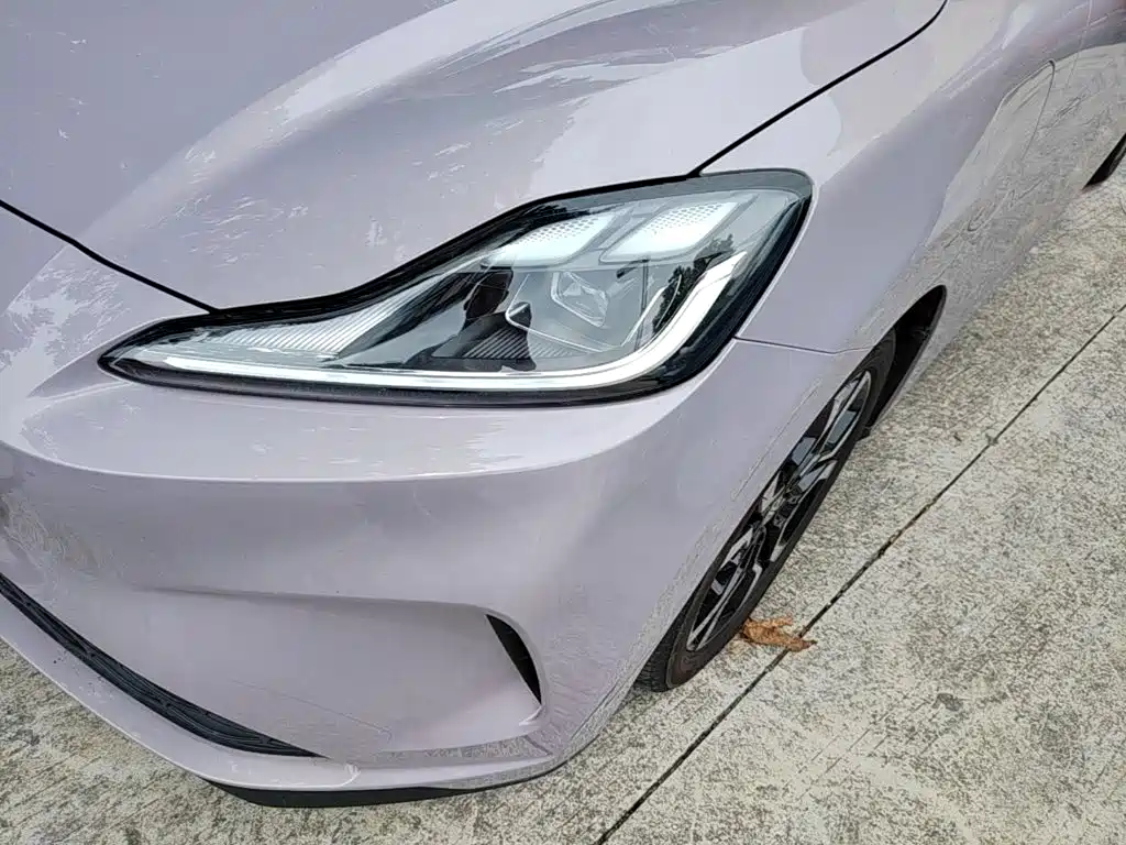 MG MG4 EV 2025 2025 Base Model