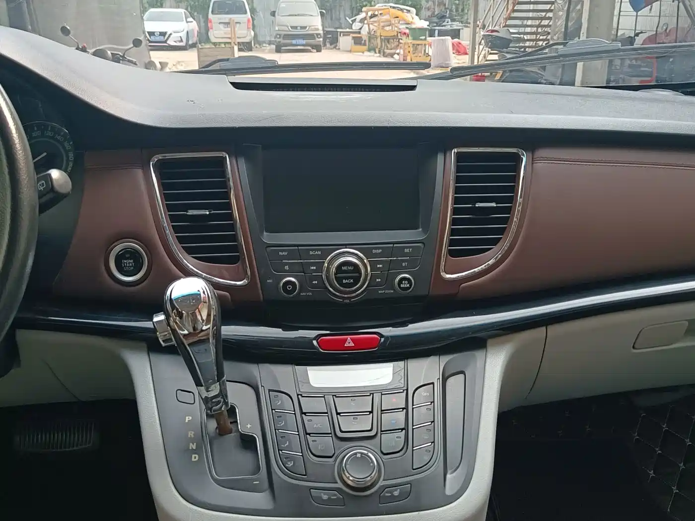 JAC Refine M5 2016 2016 2.0T Gasoline Automatic Official Version