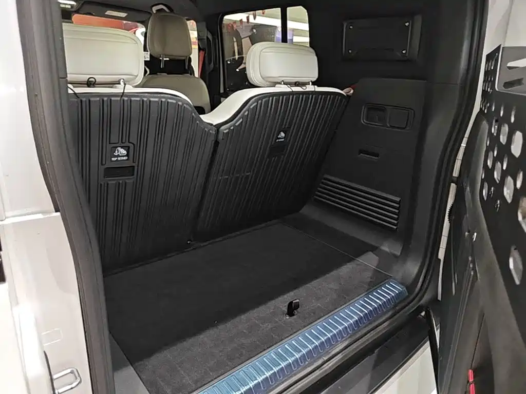 Photo 19 - iCAR V23
