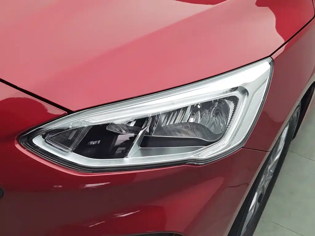 Photo 7 - Ford Focus