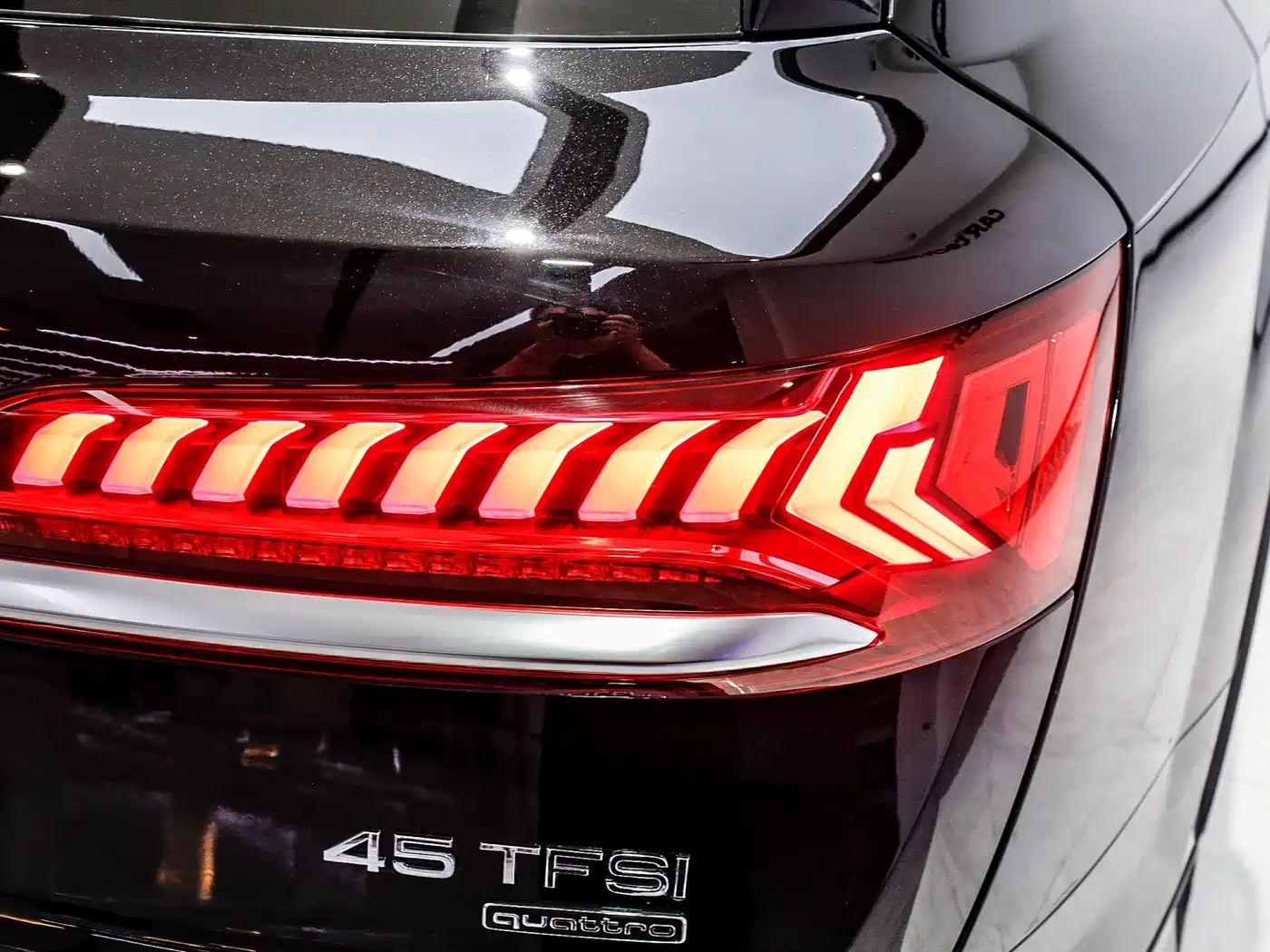 Audi Q7 2023 45 TFSI quattro S line Sport фото 34