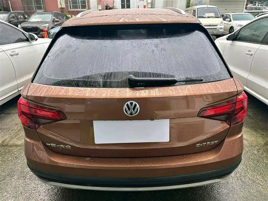 Volkswagen C-TREK 2017 1.6L Automatic Luxury фото 8