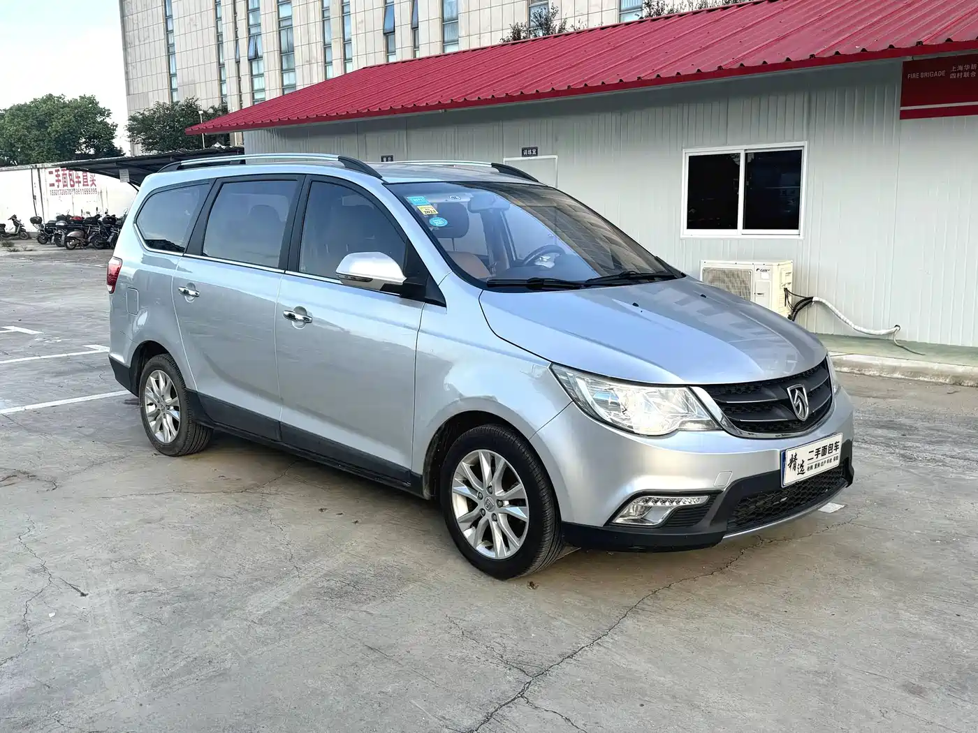 Baojun 730 2015 2014 1.5L Manual Comfort 7-seater