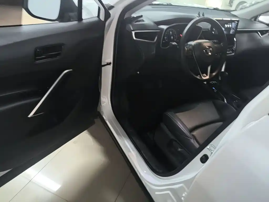 Toyota Frontlander 2025 2024 2.0L CVT Elite Plus Edition
