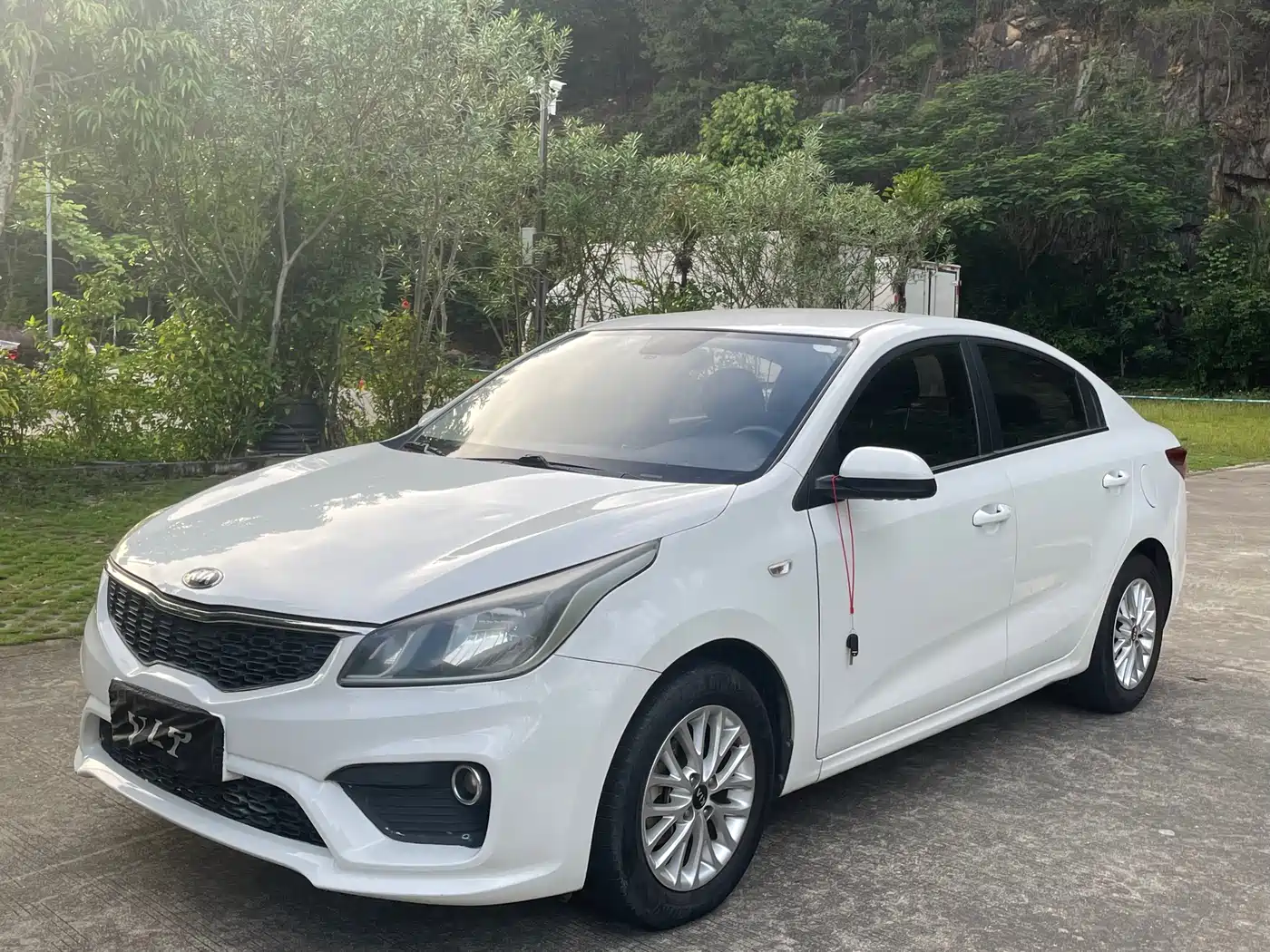 Kia K2 2019 Sedan 1.4L AT 15th Anniversary Special Edition GLS China VI