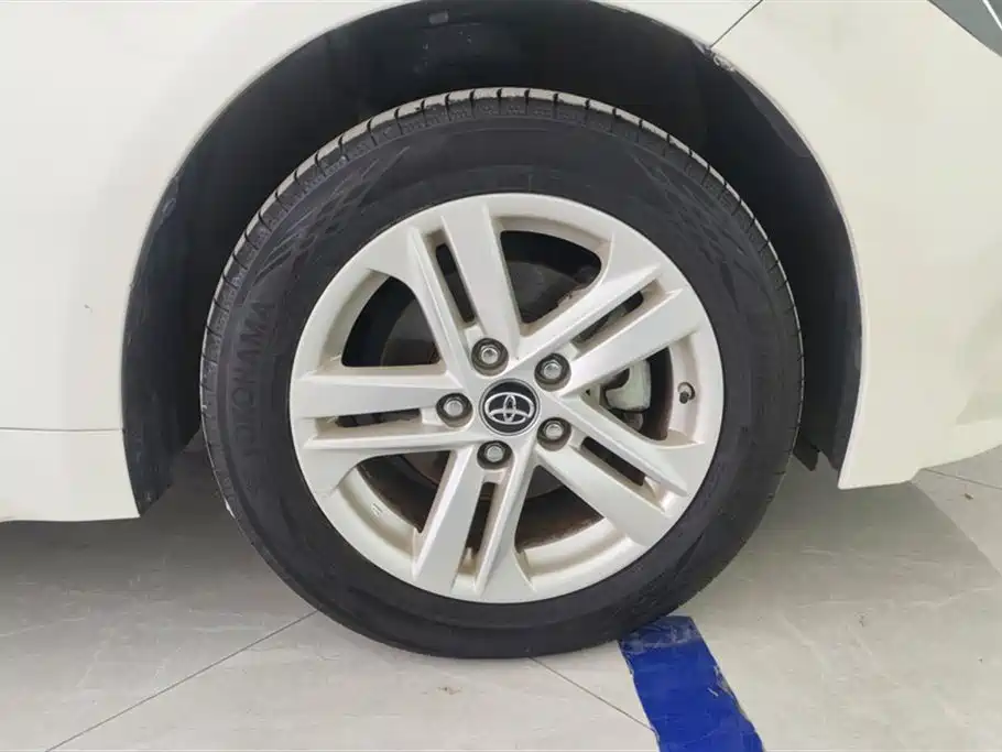 Toyota Levin 2019 185T CVT Luxury Edition China VI фото 6