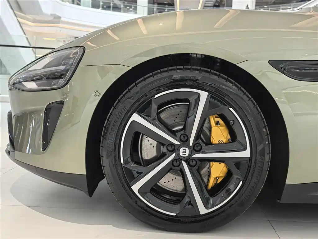 Xiaomi Auto Xiaomi SU7 2024 AWD Extended Range Advanced Smart Driving Max Edition фото 11