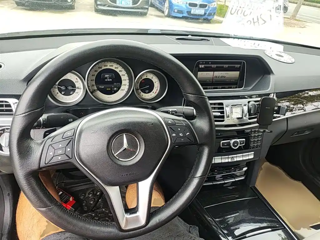 Mercedes-Benz E-Class 2014 Facelift E 260 L Sport фото 11