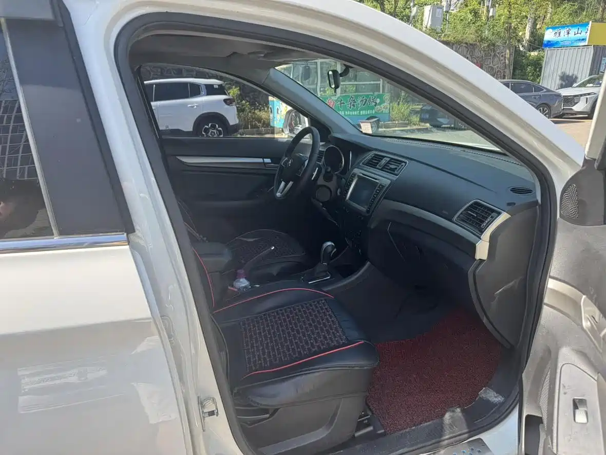 BAIC Senova X65 2015 2015 2.0T Automatic Elite