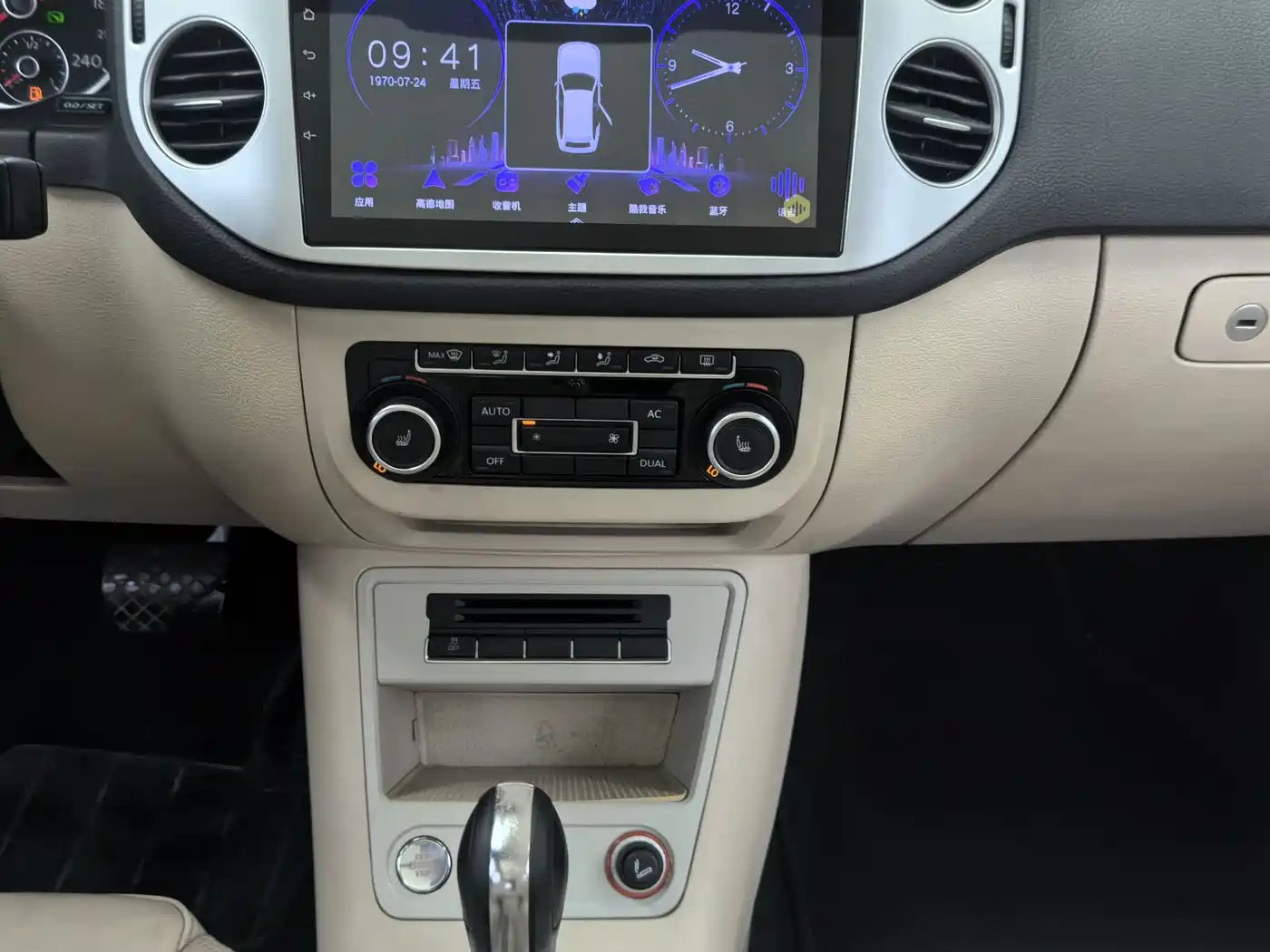 Volkswagen Tiguan 2012 1.8TSI Automatic 4WD Elite Edition фото 15