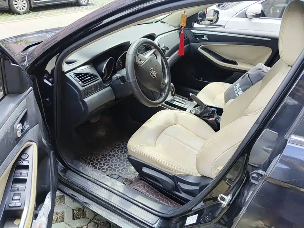 Besturn B70 2015 2014 2.0L Automatic Comfort