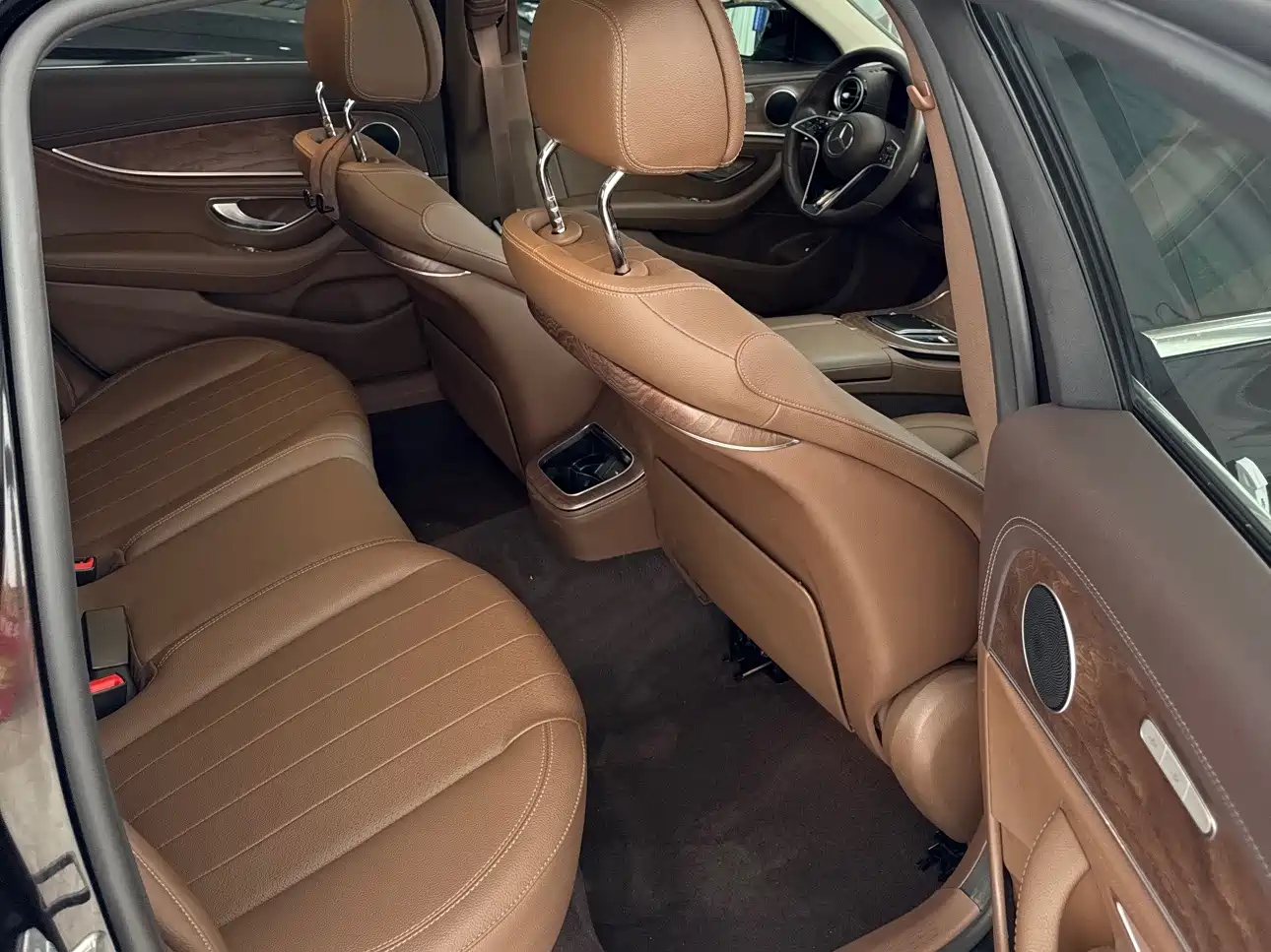 Mercedes-Benz E-Class 2021 E 300 L Fashion фото 9