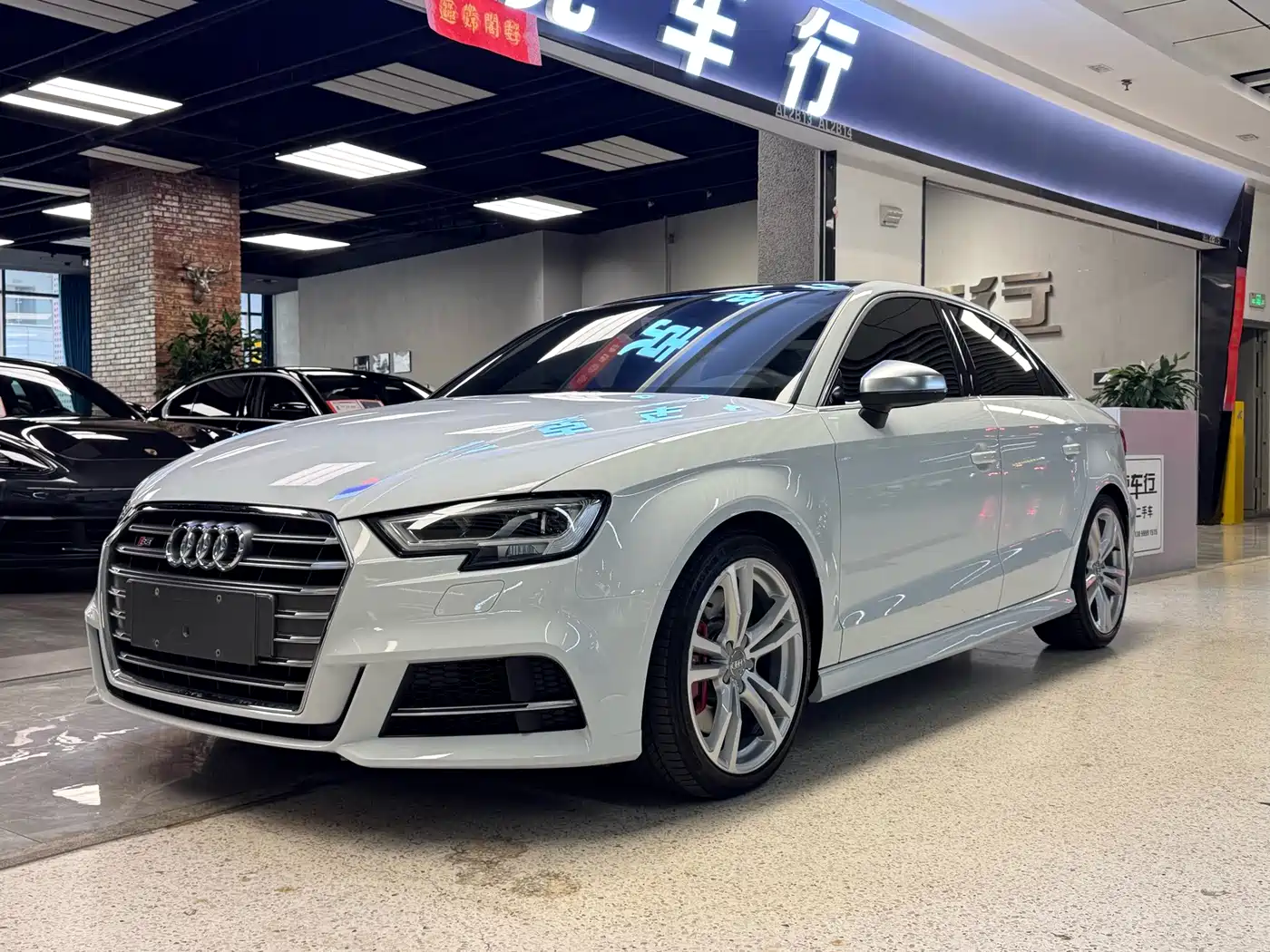 Audi S3 2017 2017 Facelift S3 2.0T Limousine