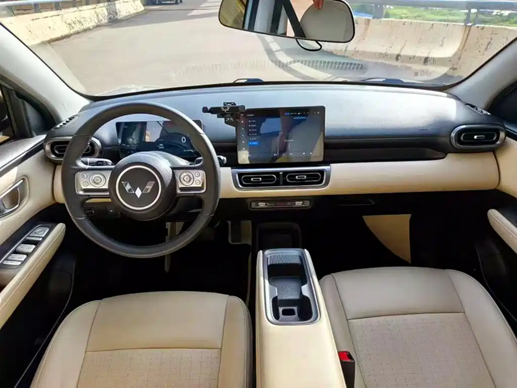 Wuling Motors Wuling Binguo PLUS 2024 2024 Model 510km Flagship Edition 4-Seater