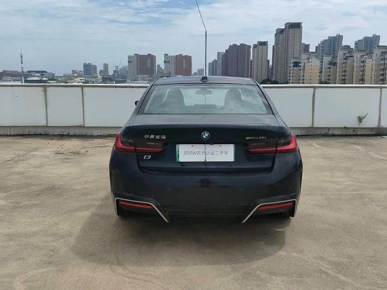 BMW i3 2026 2022 eDrive 35 L