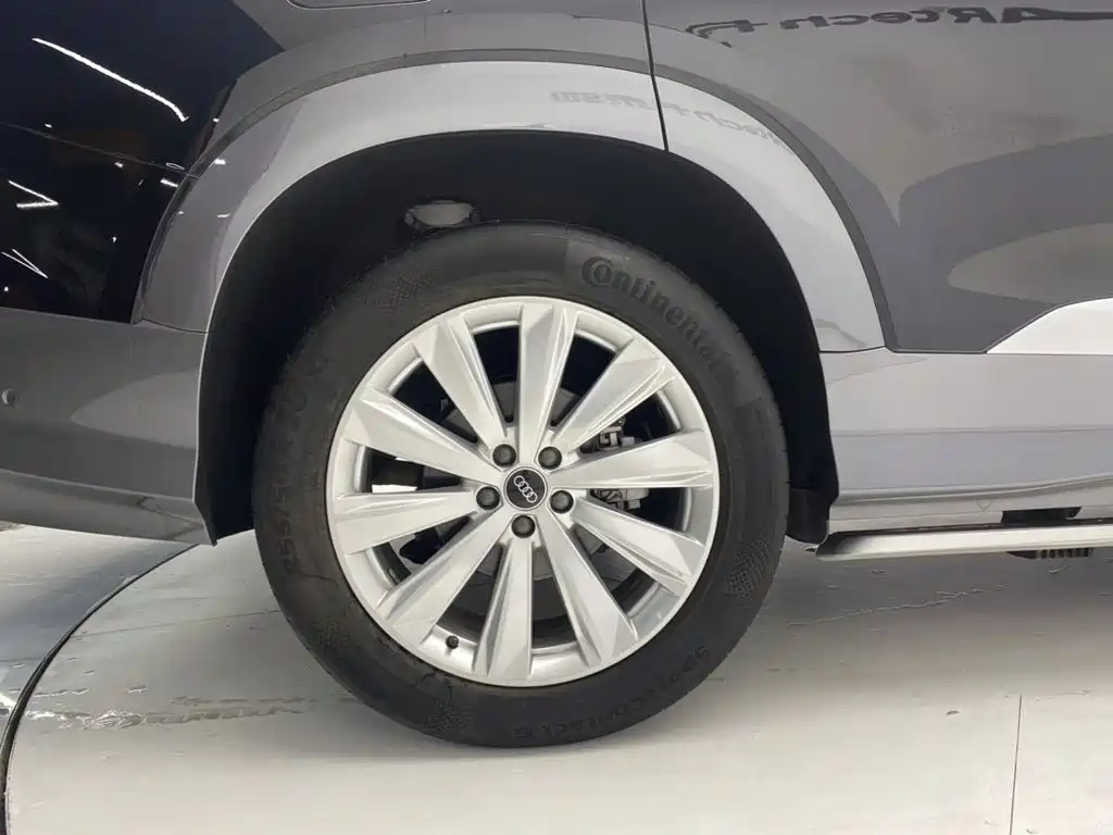 Audi Q6 2025 2024 45 TFSI quattro Qi Yun Yu Lin Package 6-seater