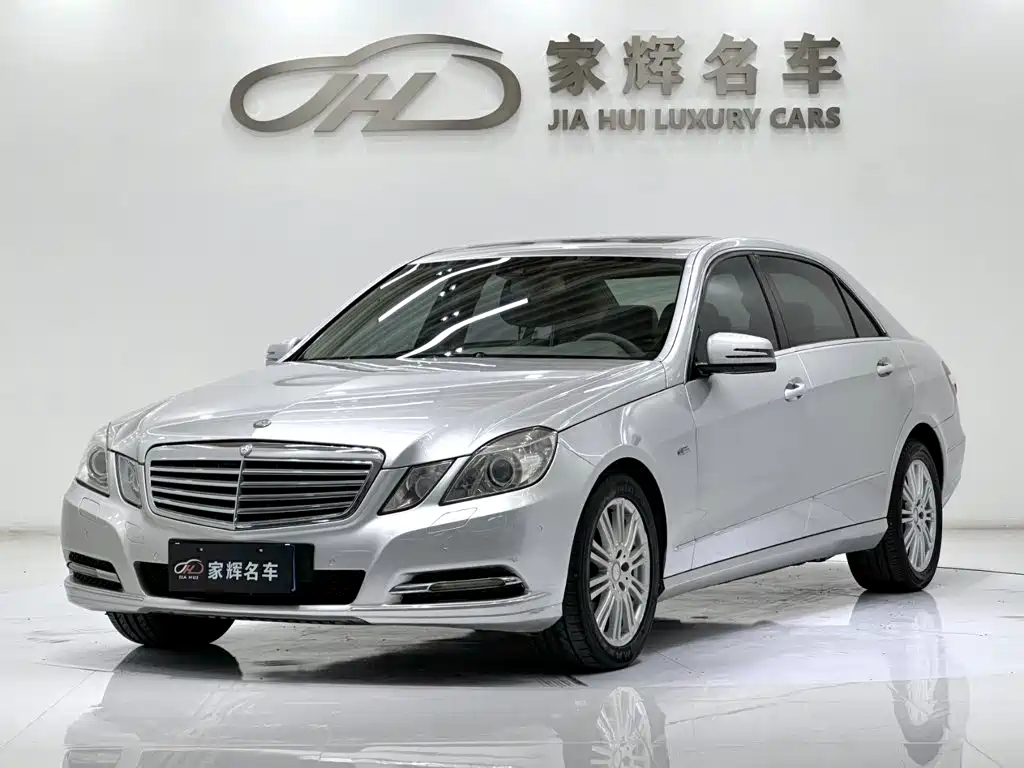 Фото 1 - Mercedes-Benz E-Class